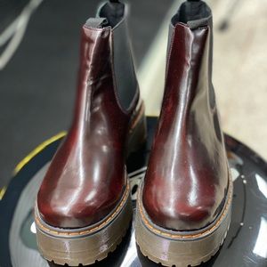 FREE PEOPLE - Burgandy Platform Chelsea Boots